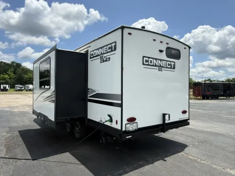 More photos of 2023 Kz Connect 221RBSE at Liberty Trail RV - Canton, TX