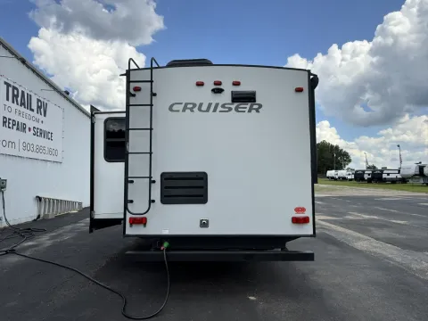More photos of 2021 Crossroads Cruiser Aire CR28RKS at Liberty Trail RV - Canton, TX