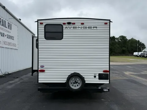 More photos of 2021 Prime Time Avenger 26BBS at Liberty Trail RV - Canton, TX
