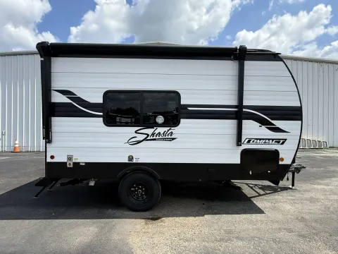 Photos of 2026 Coachmen Shasta 16BH for sale in Wills Point, TX at Liberty Trail RV - Canton
