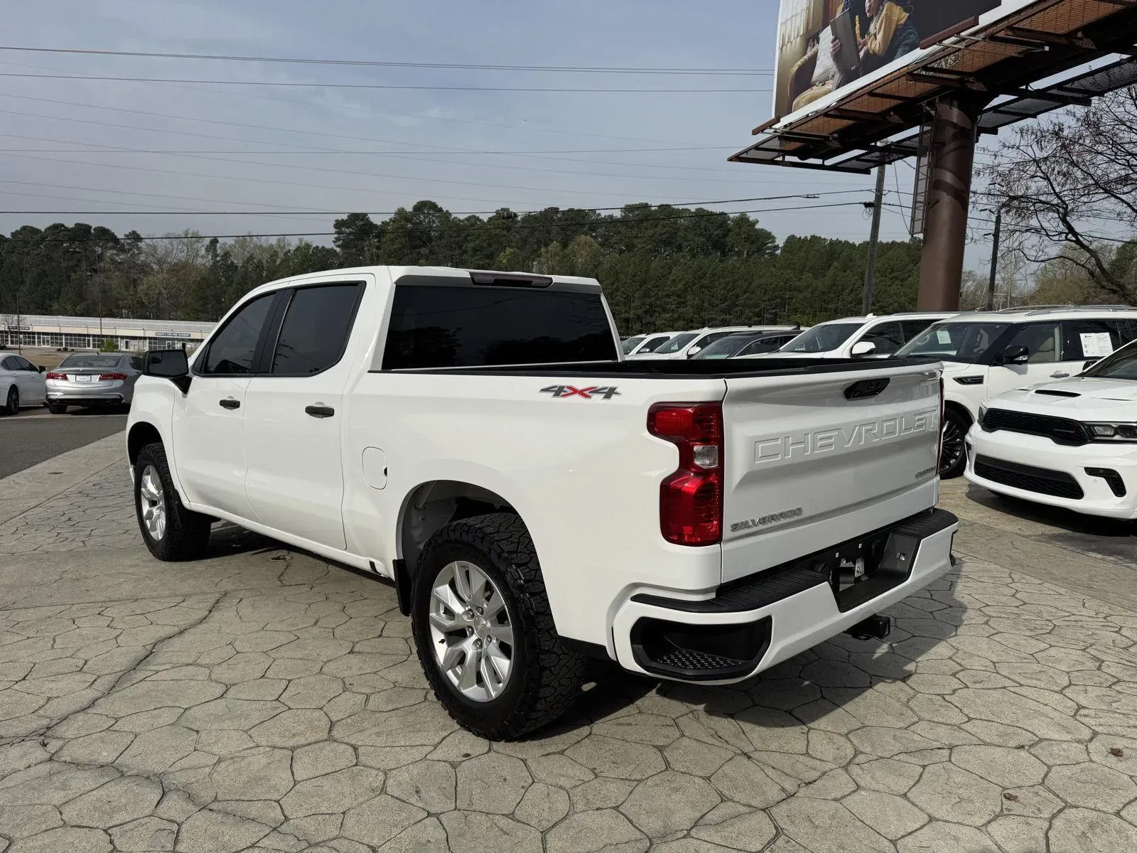 2023 Chevrolet Silverado 1500 Custom - Photo 11
