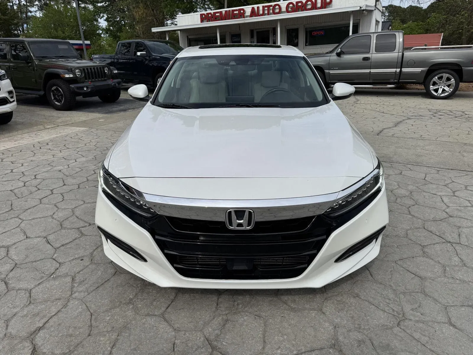 2018 Honda Accord Touring - Photo 20