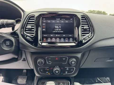 More photos of 2019 Jeep Compass Limited at Premier Auto Group, NC