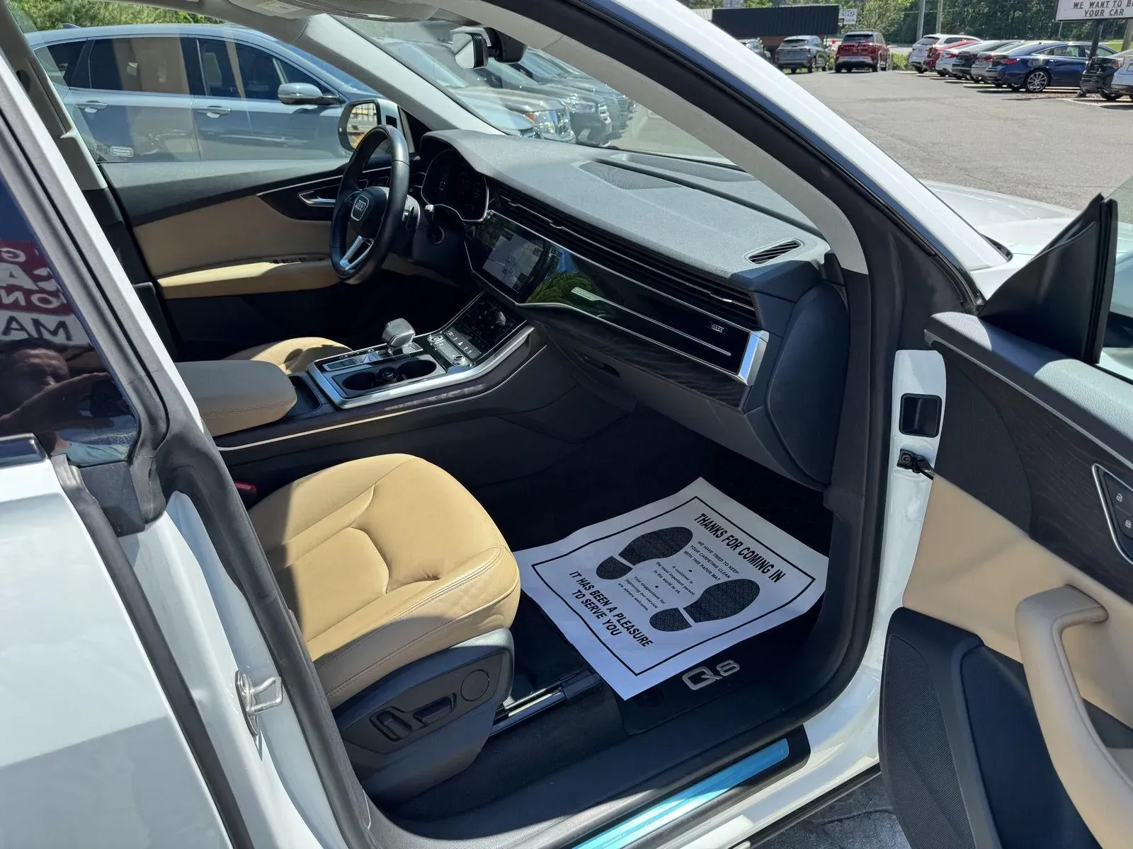 2021 Audi Q8 Premium - Photo 16