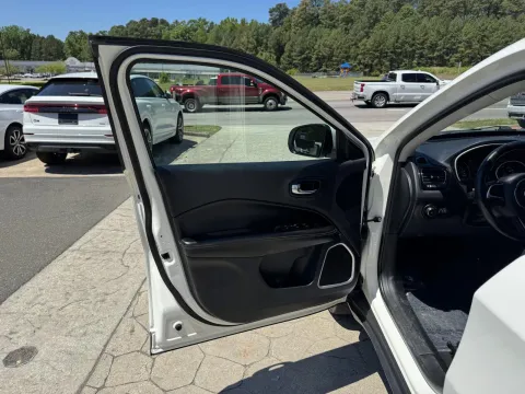 More photos of 2021 Jeep Compass Limited at Premier Auto Group, NC