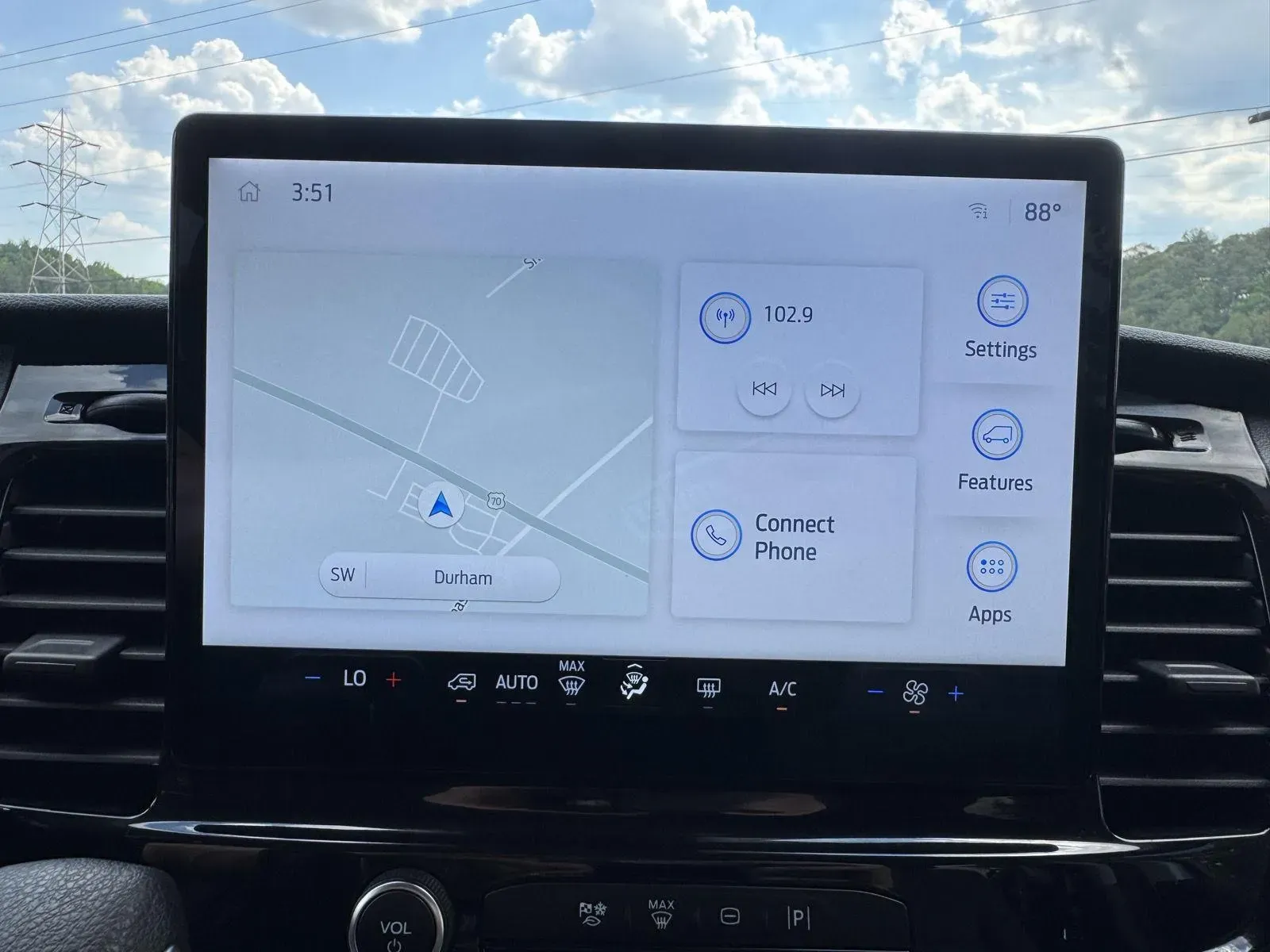 2024 Ford Transit Passenger Van XLT - Photo 17