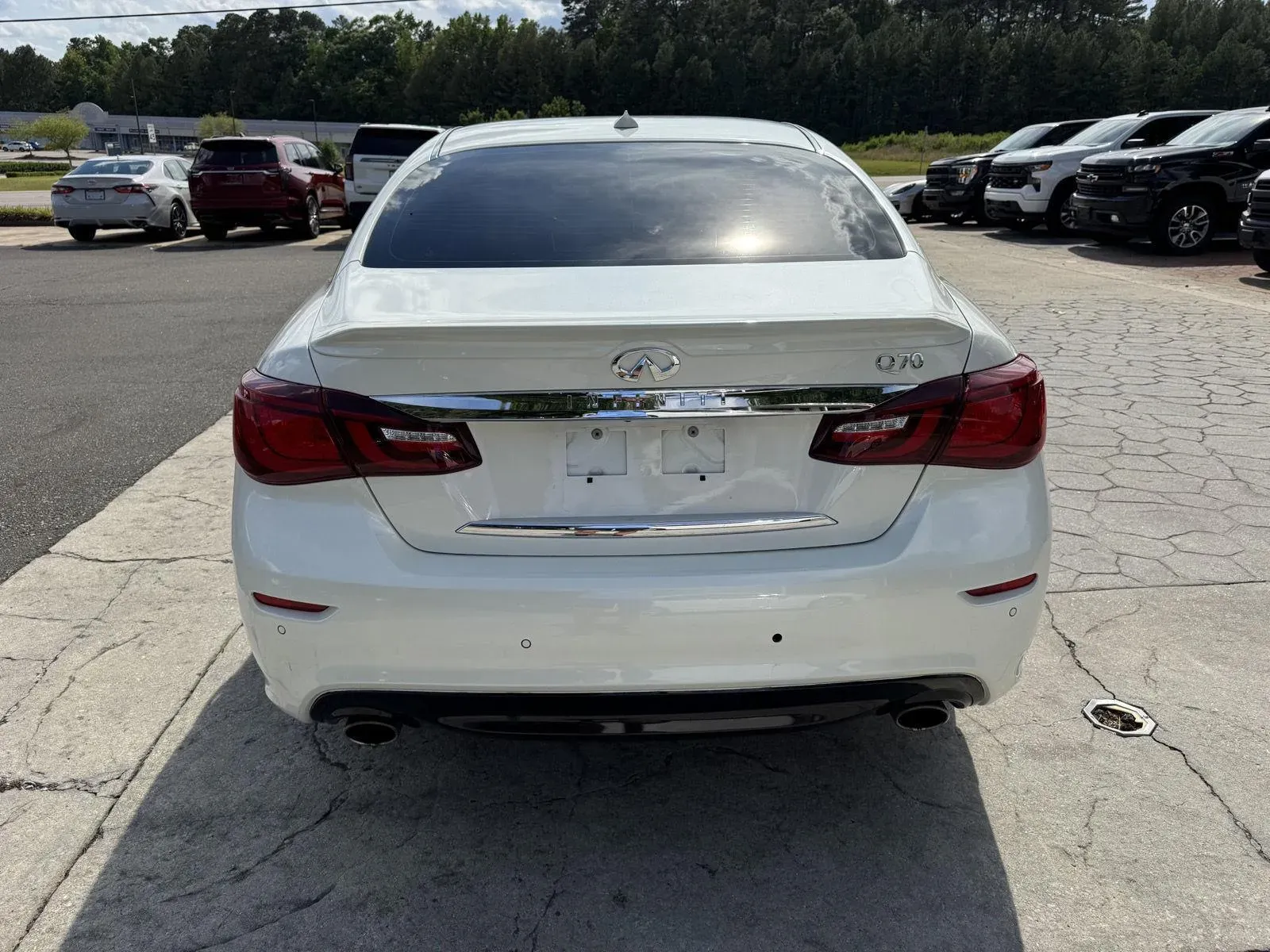 2018 INFINITI Q70 LUXE - Photo 11