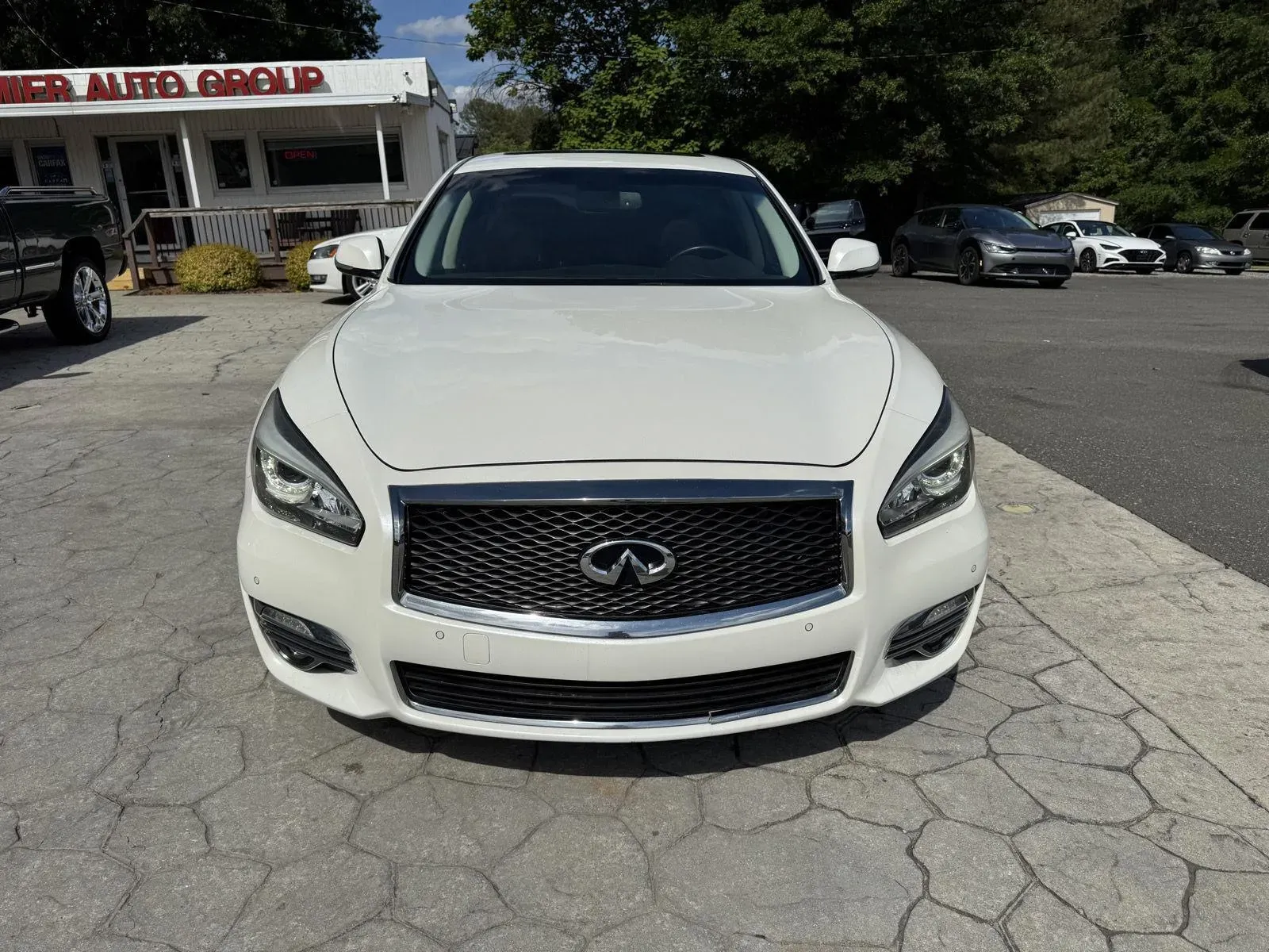 2018 INFINITI Q70 LUXE - Photo 19