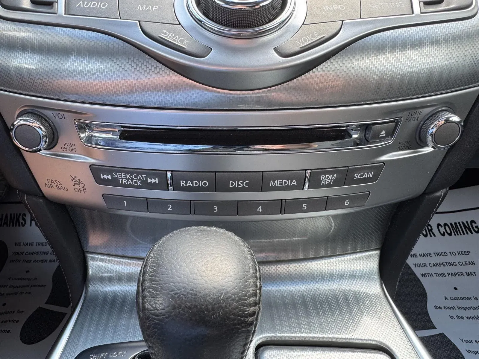 2018 INFINITI Q70 LUXE - Photo 27