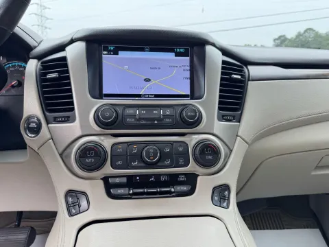 More photos of 2019 GMC Yukon XL Denali at Premier Auto Group, NC