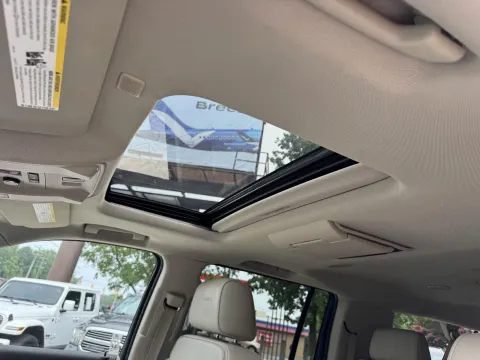 More photos of 2019 GMC Yukon XL Denali at Premier Auto Group, NC