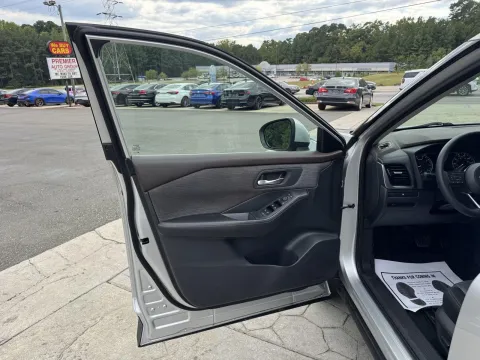 More photos of 2021 Nissan Rogue SV at Premier Auto Group, NC