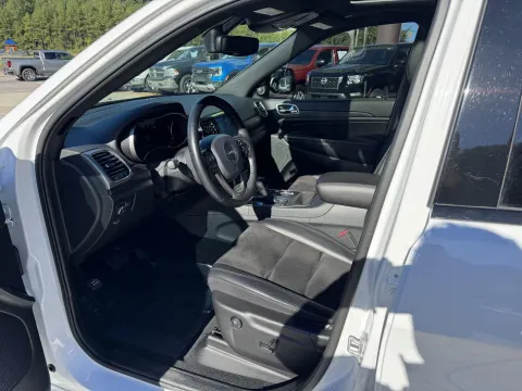 Photos of 2020 Jeep Grand Cherokee Altitude for sale in Durham, NC at Premier Auto Group