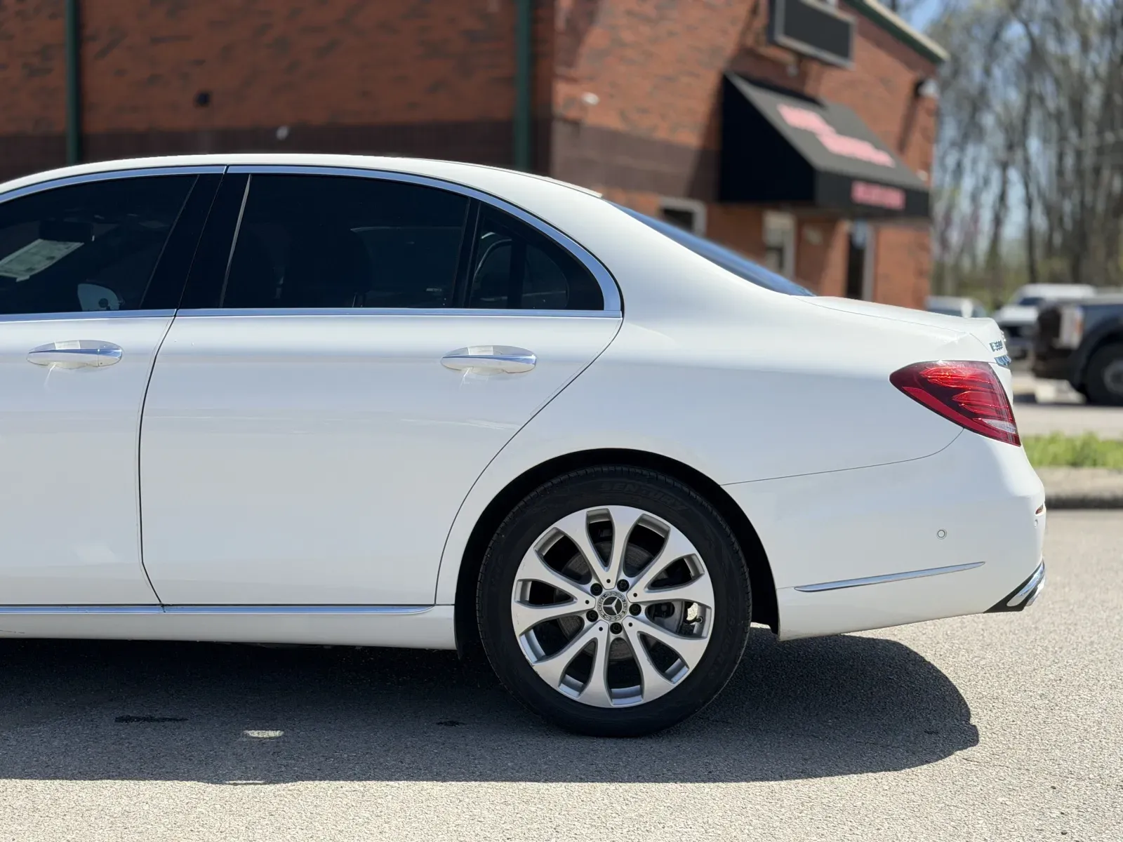 More photos of 2019 Mercedes-Benz E-Class E 300 at Angel Motors Inc, TN
