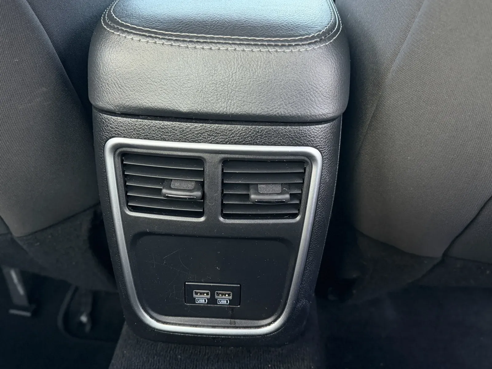 2020 Dodge Charger SXT - Photo 18