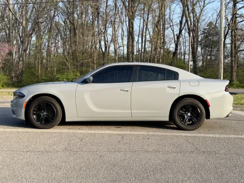 More photos of 2020 Dodge Charger SXT at Angel Motors Inc, TN