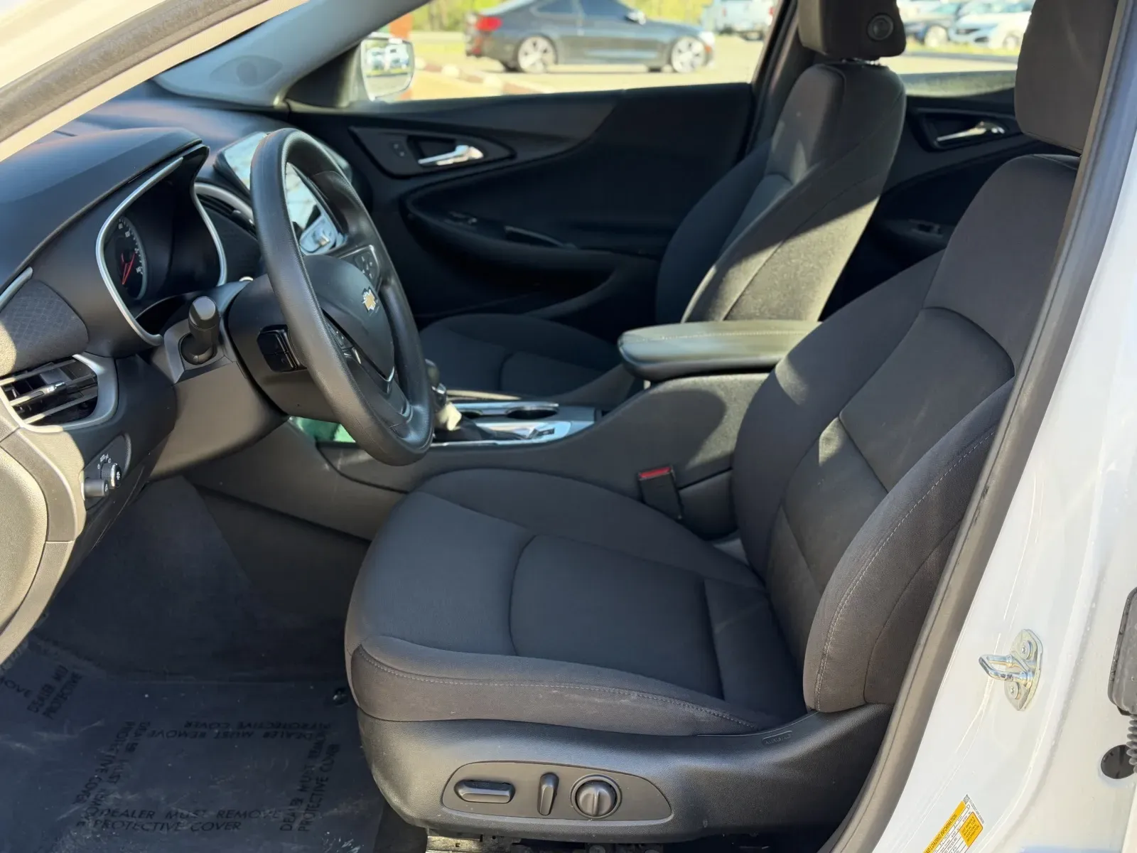2023 Chevrolet Malibu 1LT - Photo 12