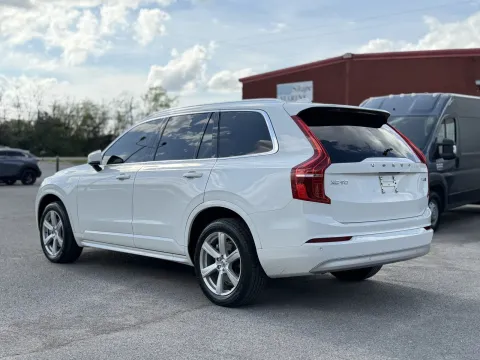 More photos of 2022 Volvo XC90 T5 Momentum at Angel Motors Inc, TN