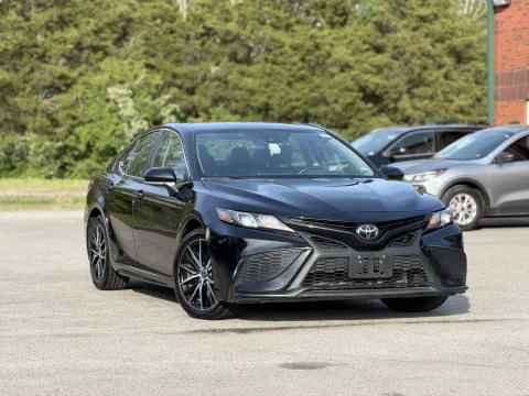 More photos of 2023 Toyota Camry SE at Angel Motors Inc, TN