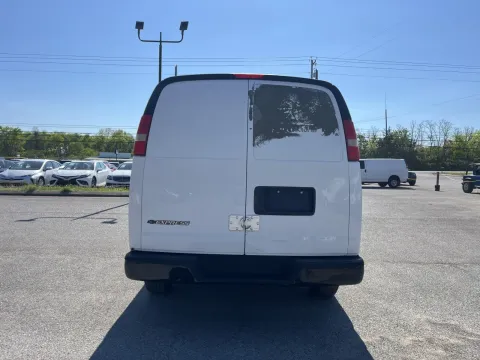 More photos of 2008 Chevrolet Express 2500 at Angel Motors Inc, TN