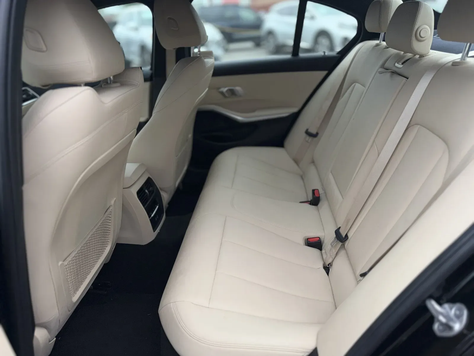 2021 BMW 3 Series 330i - Photo 13
