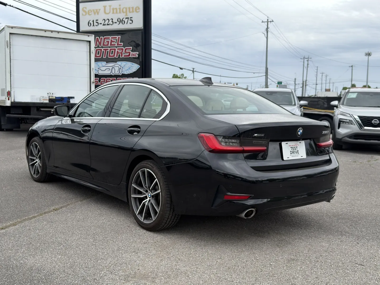 2021 BMW 3 Series 330i - Photo 4
