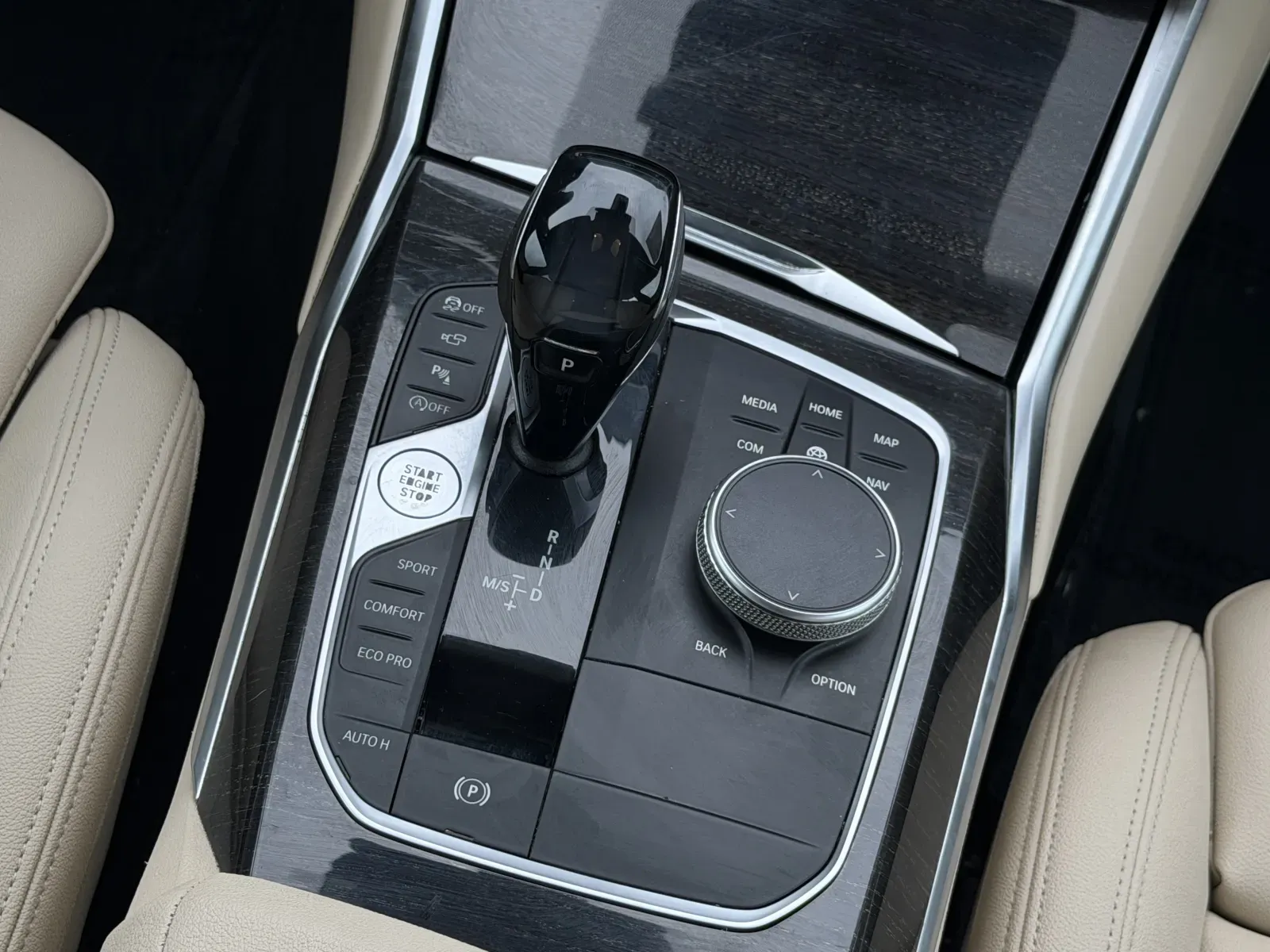 2021 BMW 3 Series 330i - Photo 21