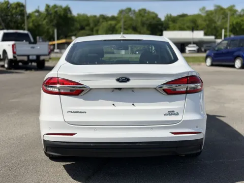 More photos of 2019 Ford Fusion Hybrid SE at Angel Motors Inc, TN