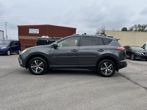 More photos of 2018 Toyota RAV4 at Angel Motors Inc, TN