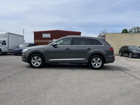More photos of 2019 Audi Q7 QUATTRO Premium Plus 45 at Angel Motors Inc, TN