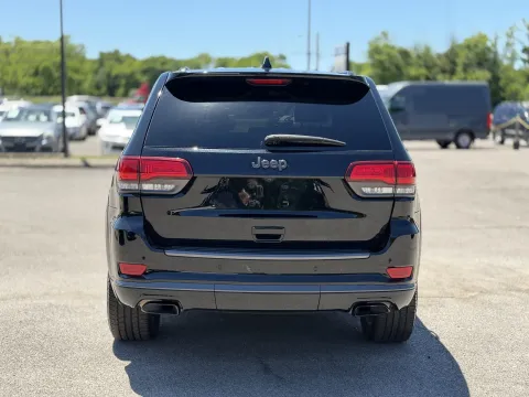 More photos of 2021 Jeep Grand Cherokee Overland at Angel Motors Inc, TN