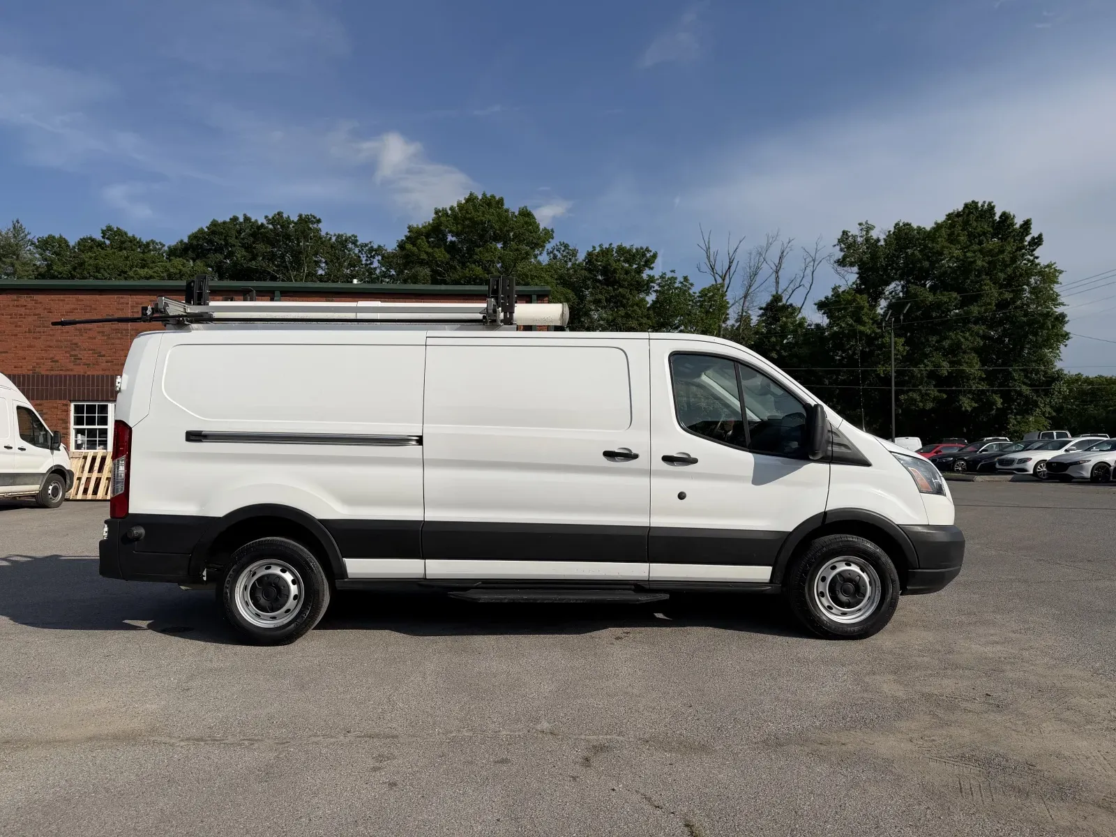 More photos of 2019 Ford Transit 350 at Angel Motors Inc, TN