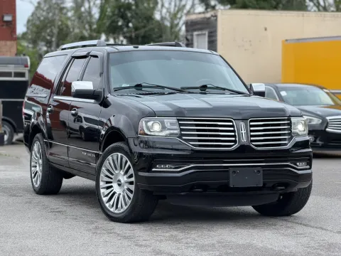 More photos of 2017 Lincoln Navigator L Reserve at Angel Motors Inc, TN