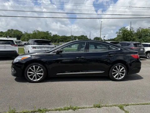 Another view of 2016 Hyundai Azera for sale in Smyrna, TN at Angel Motors Inc