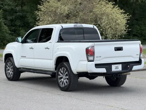 More photos of 2020 Toyota Tacoma Limited at Angel Motors Inc, TN