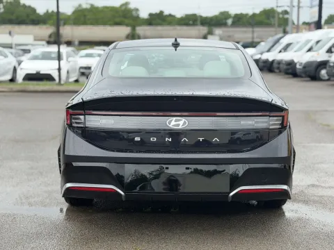 More photos of 2024 Hyundai SONATA SEL at Angel Motors Inc, TN