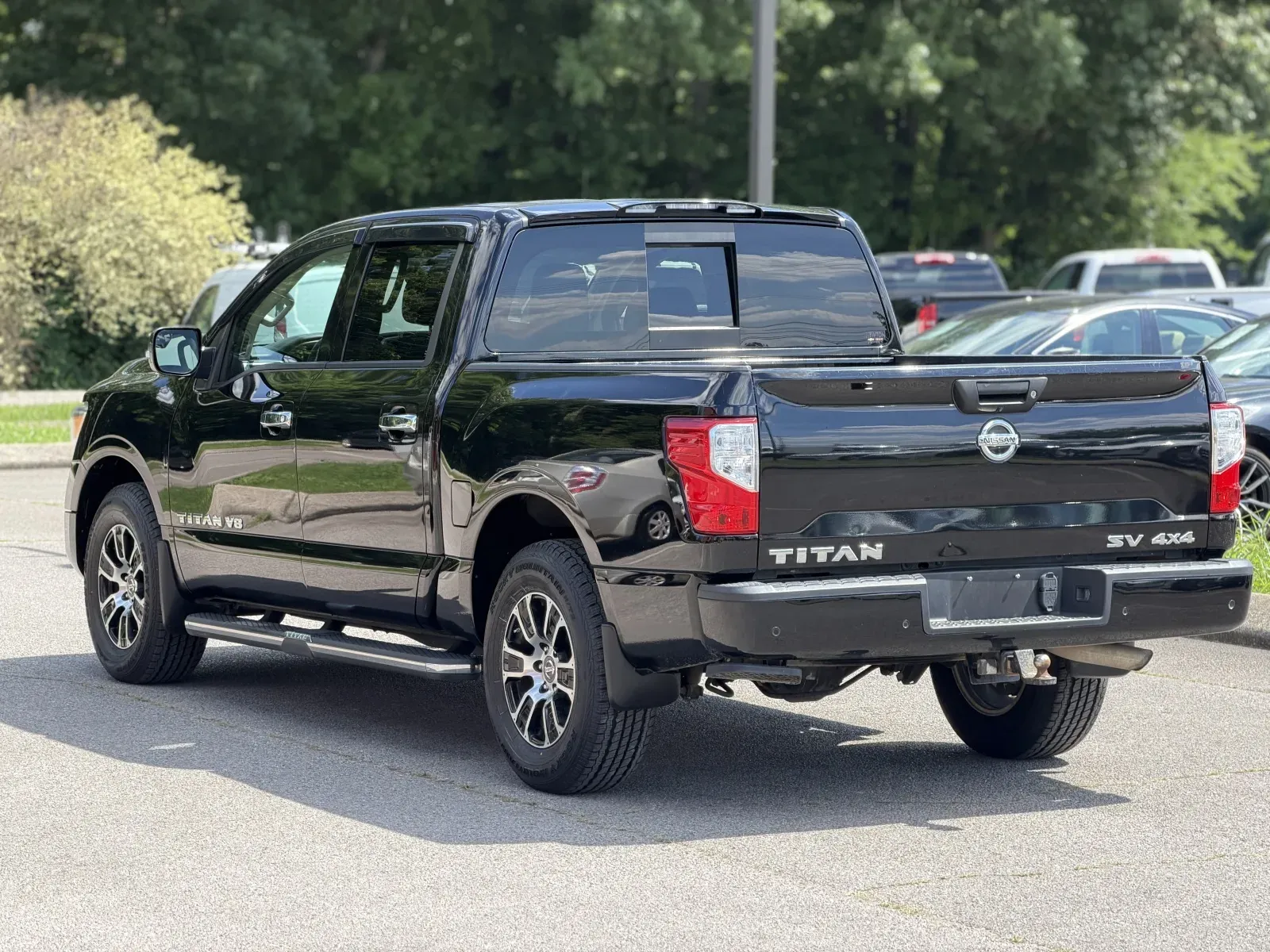 More photos of 2020 Nissan Titan SV at Angel Motors Inc, TN