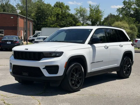 Photos of 2024 Jeep Grand Cherokee Altitude for sale in Smyrna, TN at Angel Motors Inc