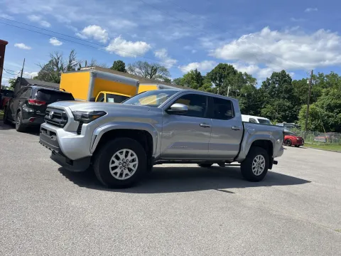 More photos of 2025 Toyota Tacoma at Angel Motors Inc, TN