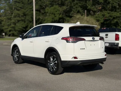 More photos of 2018 Toyota RAV4 LE at Angel Motors Inc, TN