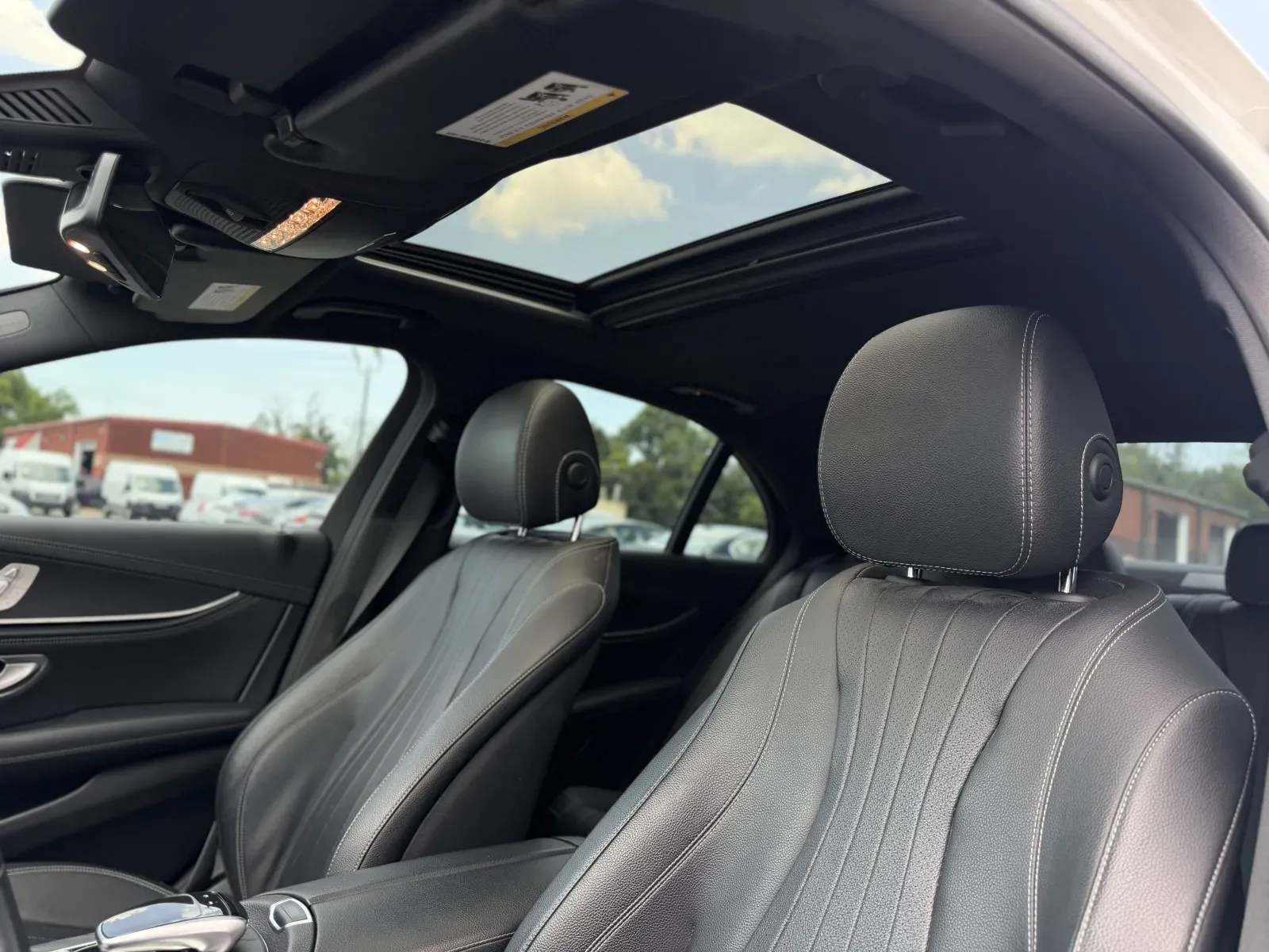 2019 Mercedes-Benz E-Class E300 - Photo 22