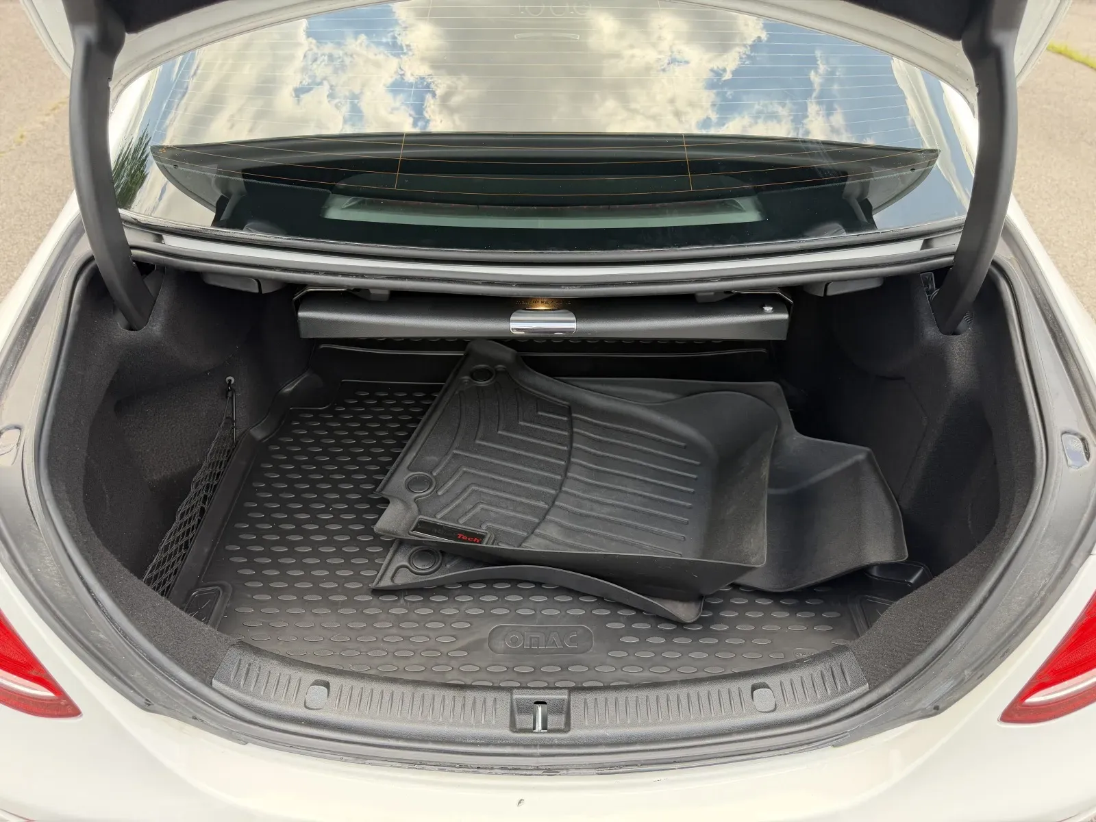 2019 Mercedes-Benz E-Class E300 - Photo 26