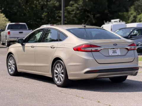 More photos of 2017 Ford Fusion SE at Angel Motors Inc, TN