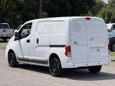 More photos of 2021 Nissan NV200 SV at Angel Motors Inc, TN