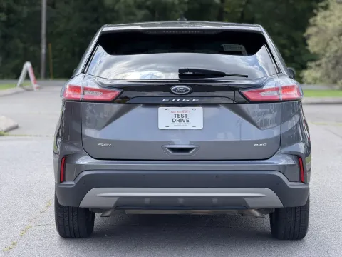More photos of 2024 Ford Edge SEL at Angel Motors Inc, TN