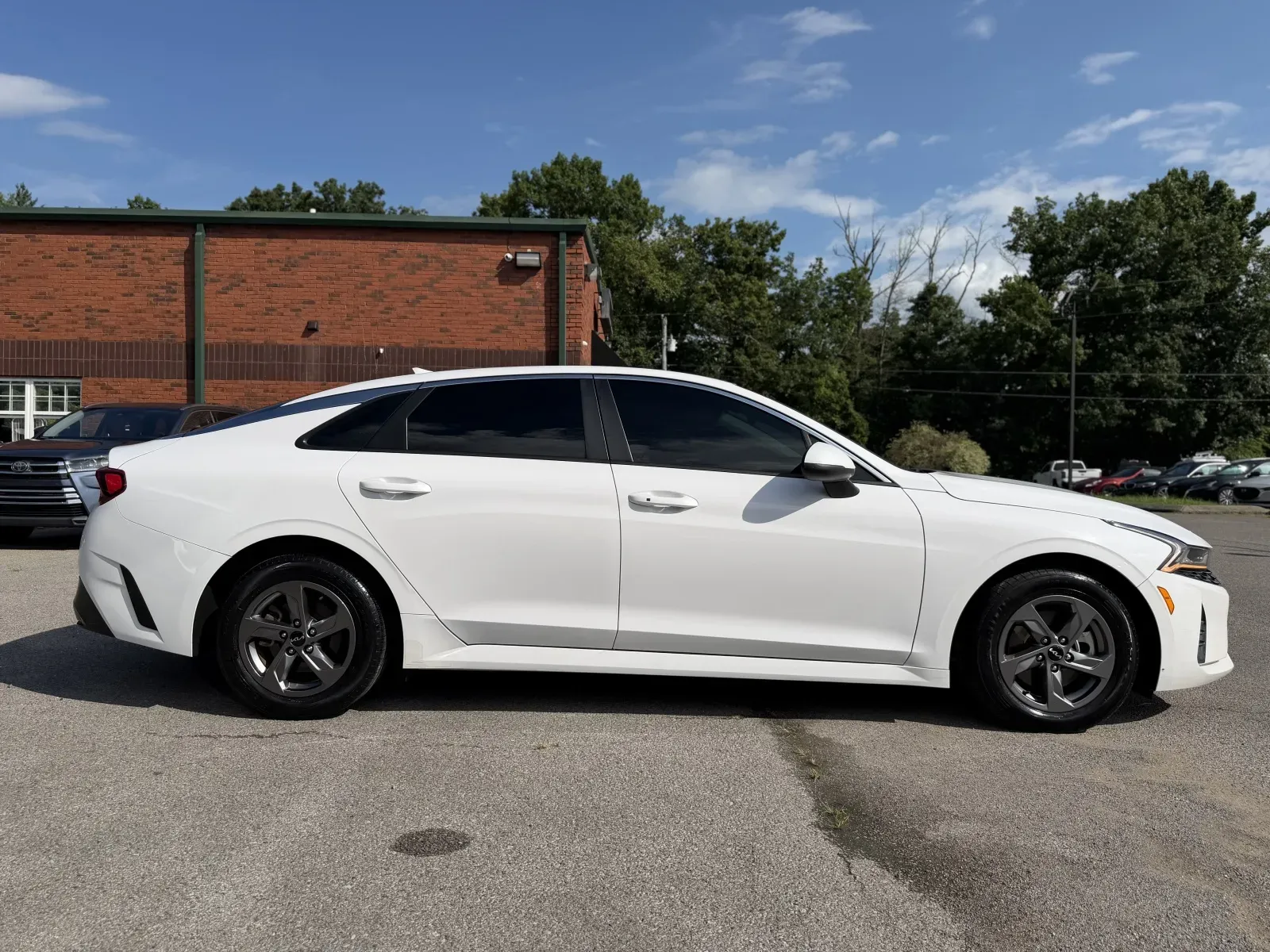 More photos of 2023 Kia K5 LXS at Angel Motors Inc, TN