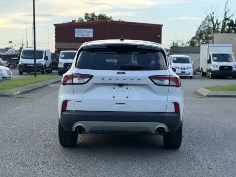 More photos of 2022 Ford Escape SE at Angel Motors Inc, TN