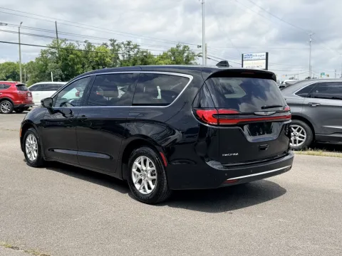 More photos of 2023 Chrysler Pacifica Touring at Angel Motors Inc, TN