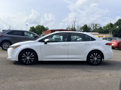 Another view of 2020 Toyota Corolla LE for sale in Smyrna, TN at Angel Motors Inc