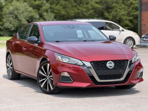 More photos of 2020 Nissan Altima 2.5 SR at Angel Motors Inc, TN